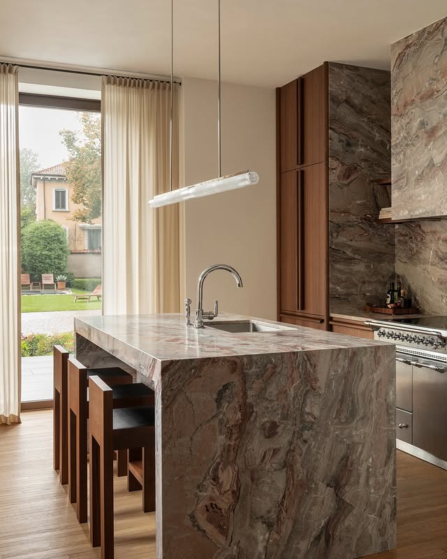 Köksö med barkrakker